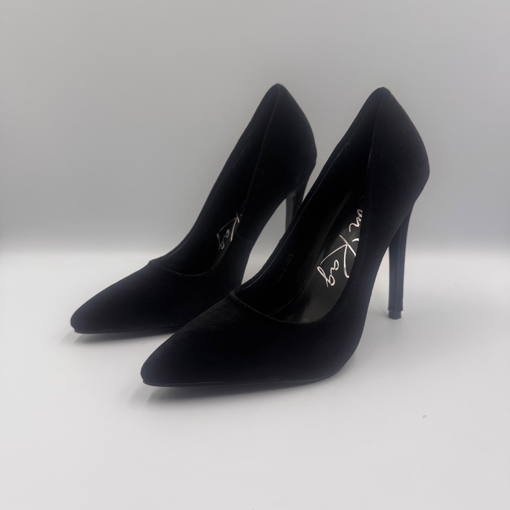 London Rag Black Velvet Pointed Toe Stiletto Pumps Heels SH3327 Size 6US 37EU